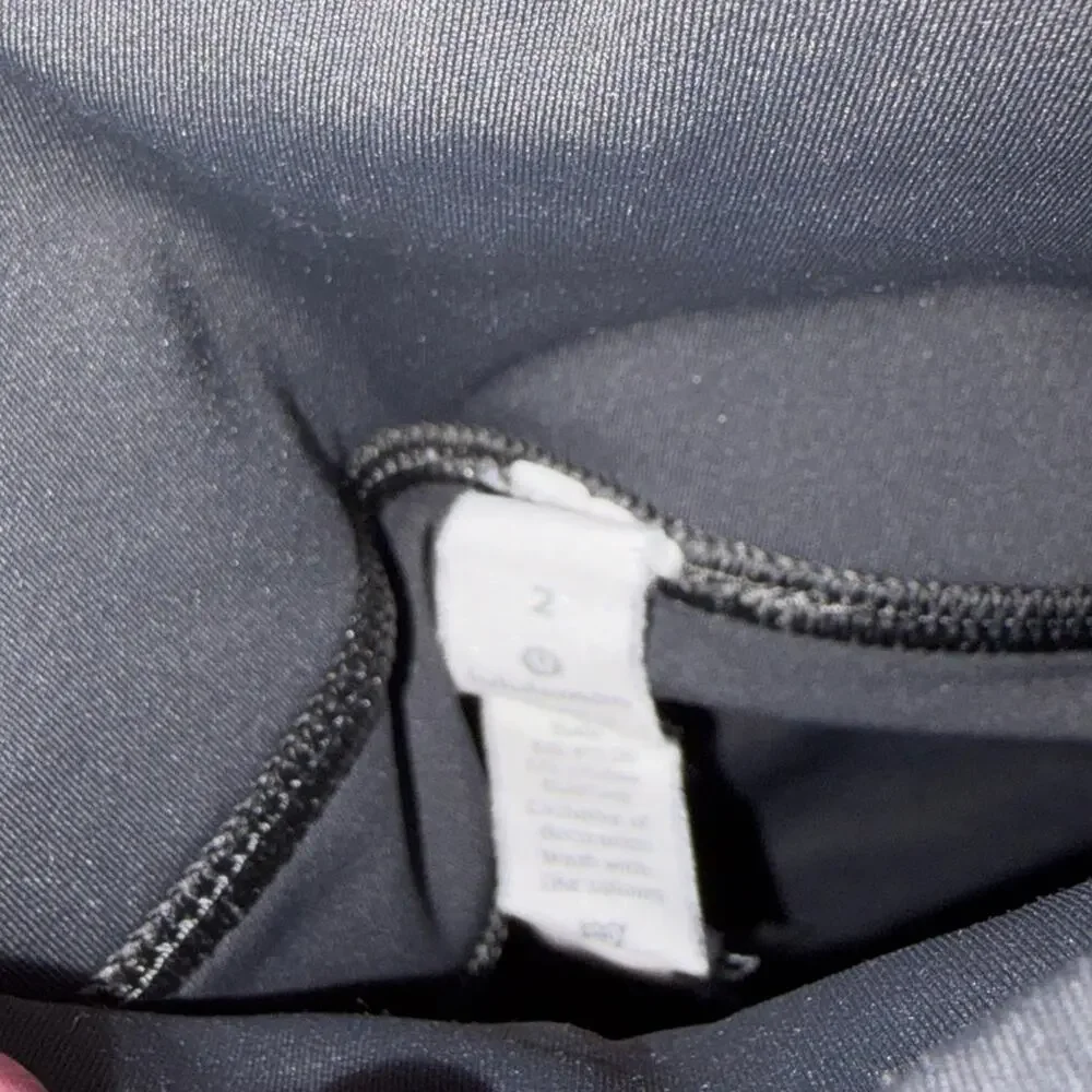 Lululemon size 2 EUC High-Waist Performance Leggings in Gray
